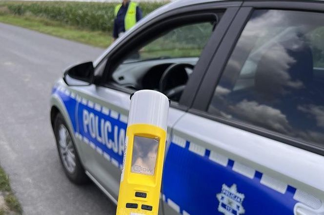 Świadkowie zatrzymali troje pijanych kierujących. Kierowca z gminy Krzemieniewo miał 3,5 promila alkoholu w organizmie! 