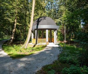 Zabytkowy park pod Lubawą zmienił się nie do poznania. Teraz wygląda jak z bajki
