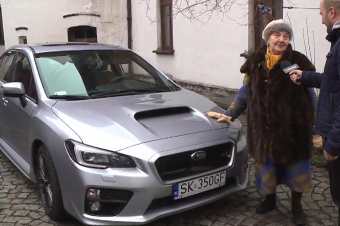 Turbo babcia! 81-latka z Katowic jeździ Subaru WRX STI