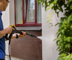 Mycie elewacji domu 2025. Z jakimi kosztami musisz się liczyć? 
