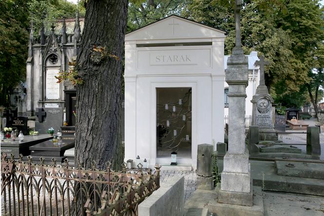 Tak dziś wygląda grób Piotra Woźniaka-Staraka