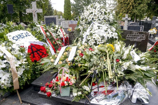 Ostatnie pożegnanie Jerzego Dziewulskiego. Wzruszające sceny na pogrzebie