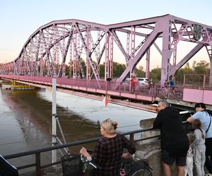 Głogów przygotowuje się na fale wezbraniową na Odrze. Ta ma dotrzeć około godziny 14