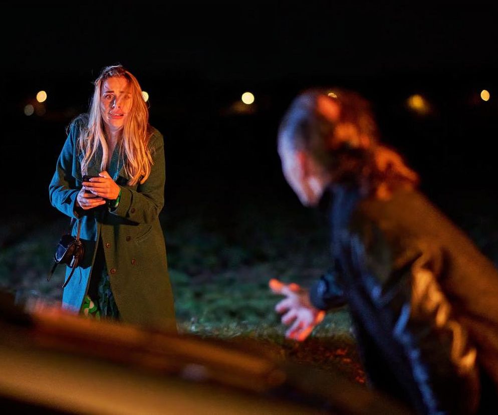 Na Wspólnej, odcinek 3758: Brutalny napad na Elizę! Taksówkarz zrobi jej rozbierane zdjęcia - ZDJĘCIA