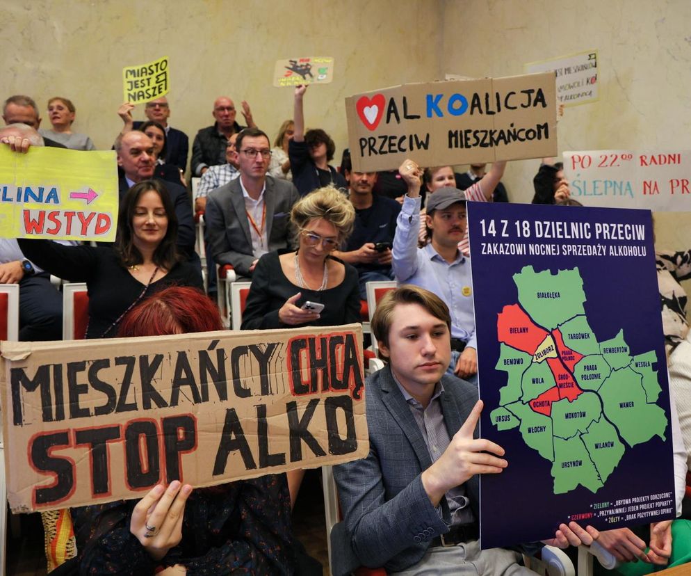 Burzliwe emocje, krzyki, rezygnacja wiceprezydenta. Jaka będzie przyszłość nocnej prohibicji w Warszawie?