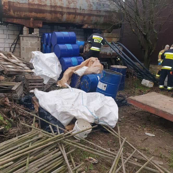 Grójec: ponad 18 tys. litrów odpadów i blisko 20 kg marihuany 