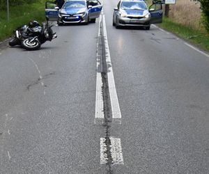 Ciągowice. Nie żyje 42-letni motocyklista. Wpadł pod nadjeżdżającą skodę