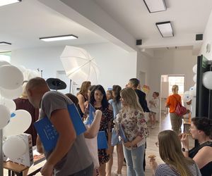 Wakacyjny patrol Eska Summer City w olsztyńskim oddziale Szkoły Policealnej Pascal