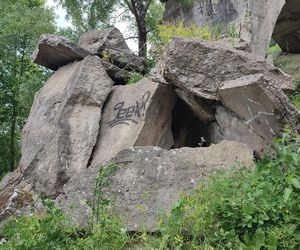 Zwalony most w Grądach Kruklaneckich