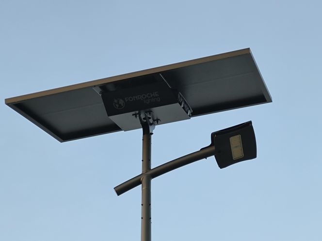 Nowe lampy na Antonińskiej