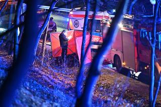 Gdańsk. Potężne zderzenie autobusu miejskiego i mercedesa! Jedna osoba nie żyje, druga jest ranna [ZDJĘCIA]