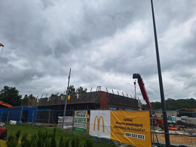 Budowa restauracji McDonald's w Świerklańcu