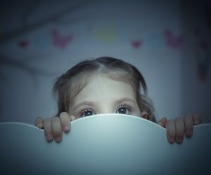 Córka powiedziała: zobacz, ile dzieci! Spojrzałam, to był cmentarz. Czy dzieci naprawdę widzą więcej?