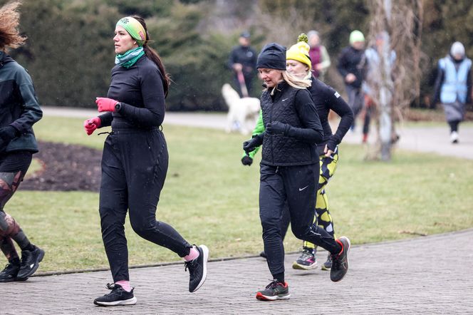 Sobotni parkrun jak zwykle przyciągnął tłumy. To wyjątkowy bieg w samym sercu Katowic ZDJĘCIA