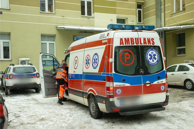 32-latka nie dotarła na pilną operację. Zmarła w karetce po 7 godzinach na SOR