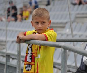 Korona Kielce - Ruch Chorzów. Zdjęcia kibiców na Suzuki Arenie