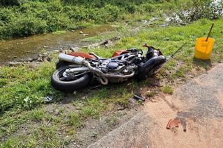 Groźny wypadek pod Nowym Sączem. Motocyklista zderzył się z osobówką