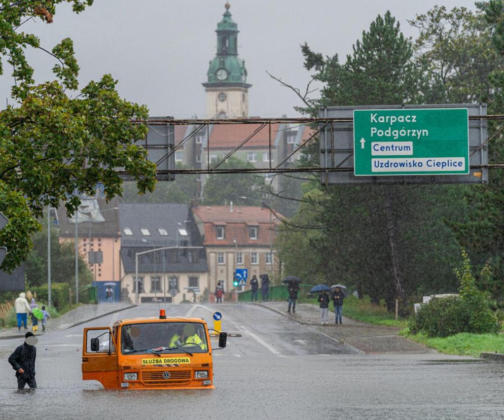 Jelenia Góra pod wodą. Powódź uderzyła w kolejnym mieście