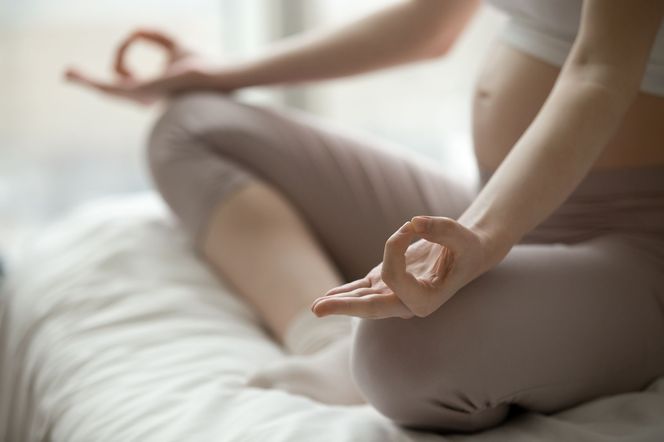 Joga w ciąży: działanie i przeciwwskazania. Zestawy ćwiczeń