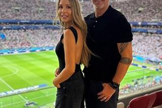 Rozenek pręży się jak Doda, a Majdan się cieszy.