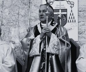 abp Edward Ozorowski (1941-2024)