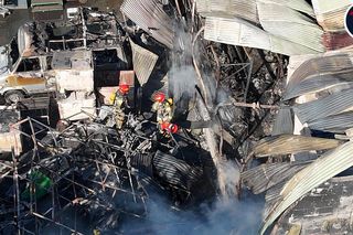 Płonie wielka hala pod Warszawą