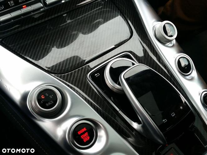 Krzysztof Rutkowski sprzedaje Mercedesa AMG GT S