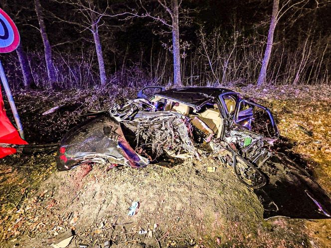 Tragiczny wypadek pod Dobrzykami. Mateusz zginął 400 metrów od domu