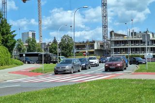 Kierowcy w Rzeszowie narzekają na potężne korki. AI daje 5 rad, jak można sobie z nimi poradzić