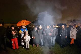 Elblążanie zapalili  płomień solidarności z Ukrainą