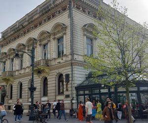 Eksmisja z Piotrkowskiej 77. To koniec Siódemek. Co dalej z kultowym miejscem na mapie Łodzi?