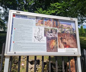 Niepozorna wioska na Pomorzu skrywa coś niesamowitego. Widok jak z baśni, a mało kto o tym wie