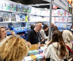 Targi Książki w Katowicach to okazja do zdobycia autografów pisarzy