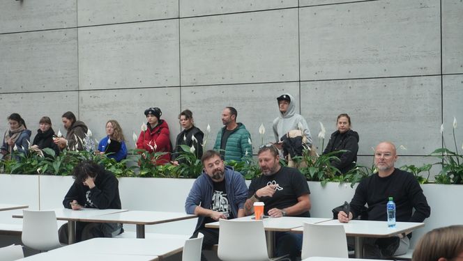 Tłumy na otwarciu Popeyes w Olsztynie. Rekordzista czekał w kolejce ponad 20 godzin