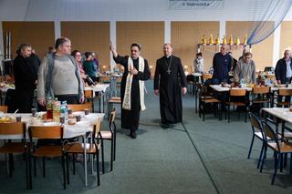 Śniadanie wielkanocne 2024 dla potrzebujących i samotnych w Białymstoku