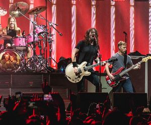 Foo Fighters (2017)