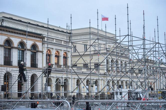 Finał WOŚP 2023. Budowa sceny w Warszawie