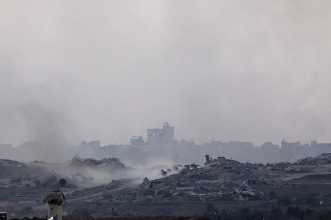 Czołgi w centrum miasta Gaza
