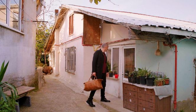 Miłość i nadzieja, odcinek 320. Bulent