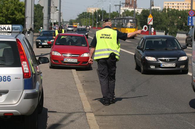 straż miejska wlepia mandaty