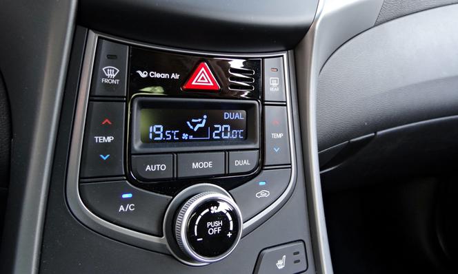 Hyundai Elantra 1.6 MPI w wersji Style