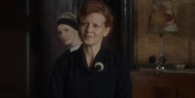 Dom pod Dwoma Orłami odc. 10. Helenka (Karolina Rzepa) w młodości, Zofia Szablewska (Karolina Gruszka)