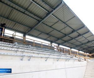 Nowa trybuna na stadionie Polonii Bytom nabiera kształtów. Mamy zdjęcia