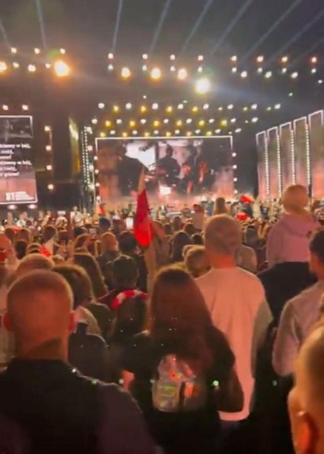 Karol Nawrocki śpiewa (nie)zakazane piosenki