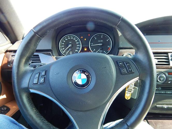 BMW serii 3 Cabrio - auto muzyka Dariusza K.
