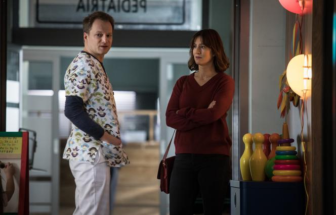 Diagnoza 4 sezon odc. 4. Anna (Maja Ostaszewska), Szymon Brock (Maciej Stuhr)