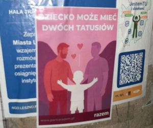 Kontrowersyjne plakaty w Lesznie
