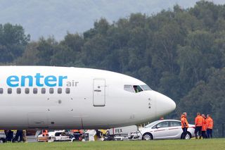 Samolot wypadł z pasa startowego na lotnisku w Balicach