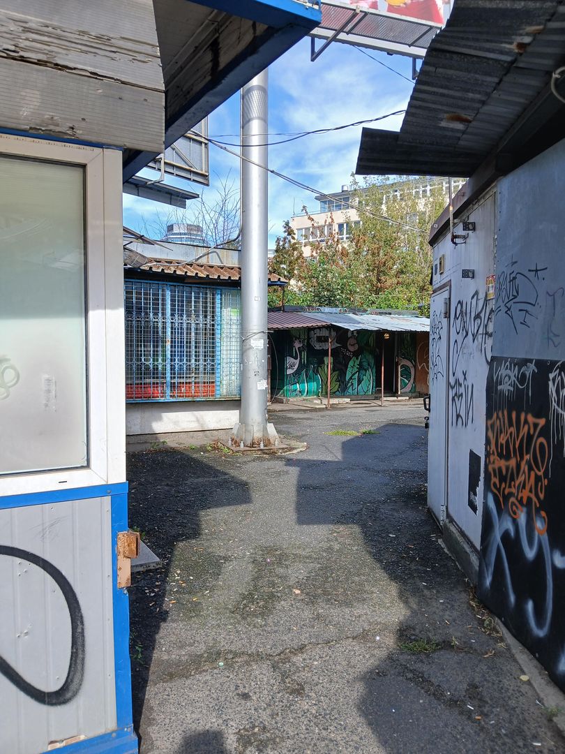 Dawne targowisko przy ul. Kopińskiej w Warszawie