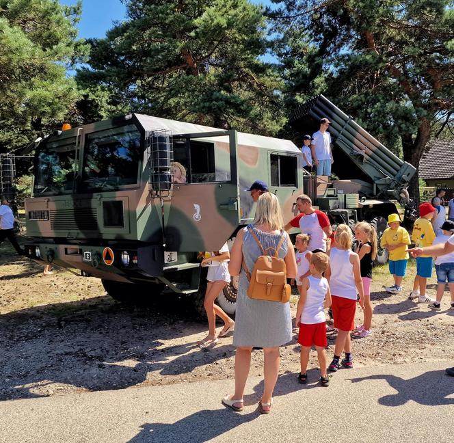 Piknik wojskowy w gminie Olsztyn k. Częstochowy